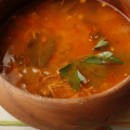 Tomato and chicken soup - Venga Empanadas